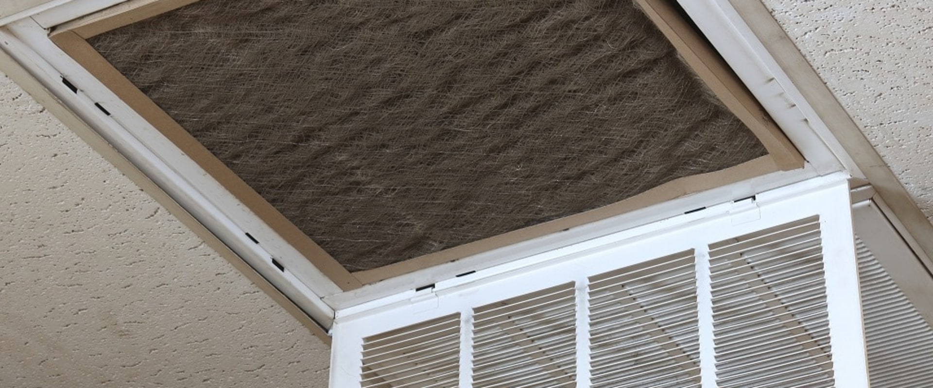 Does Cleaning Air Ducts Make a Mess?